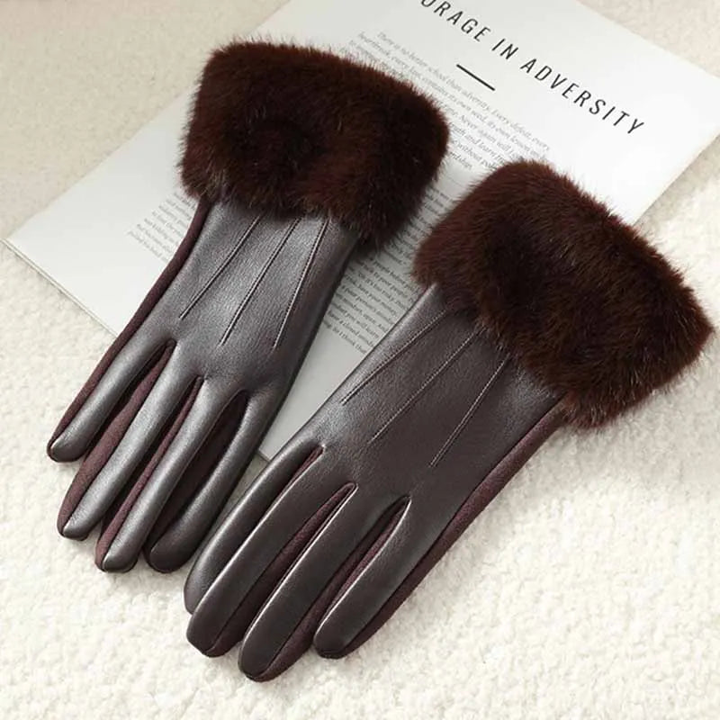 LuxeFur™ Women’s Winter Gloves – Touchscreen & Faux Fur Cuff